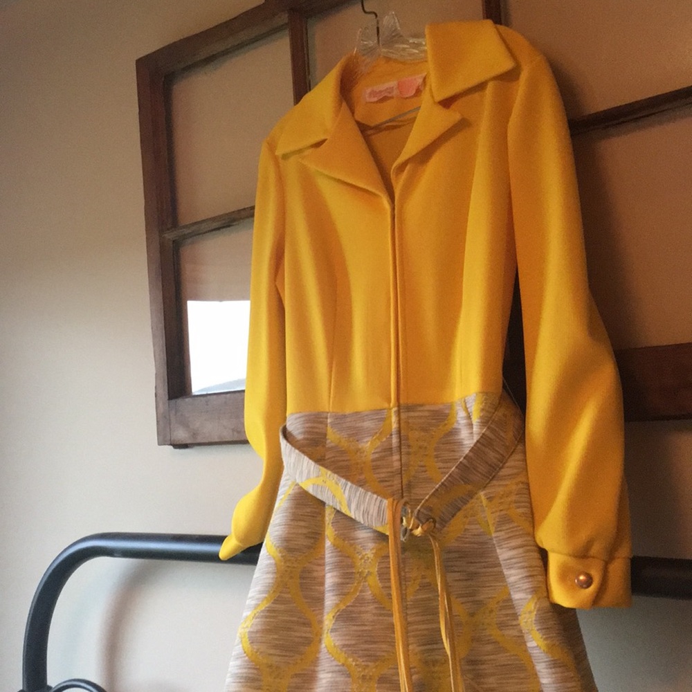 Vintage dress,70’s party fun, peace ✌️& Love ❤️